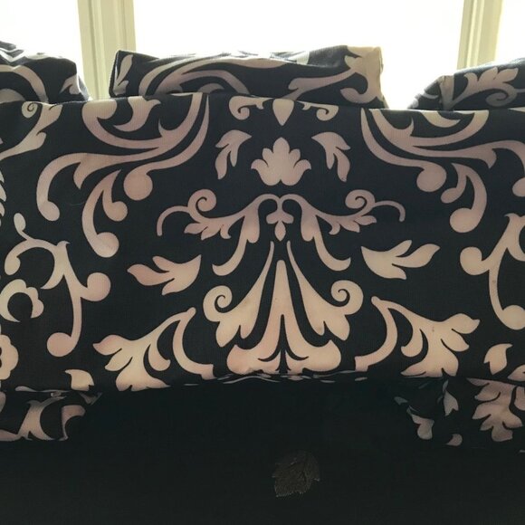 Thirty One Organizing Utility Tote - Picture 7 of 10